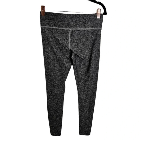 XS Victoria’s Secret Pink yoga leggings in excellent condition - Picture 3 of 3